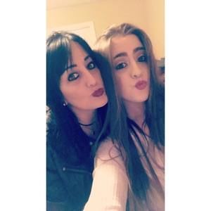 Meet your Posher, Alexis